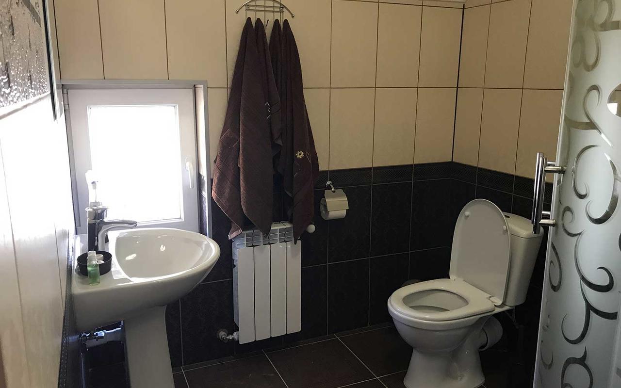 Hotel U Maksa Soločin Exteriér fotografie