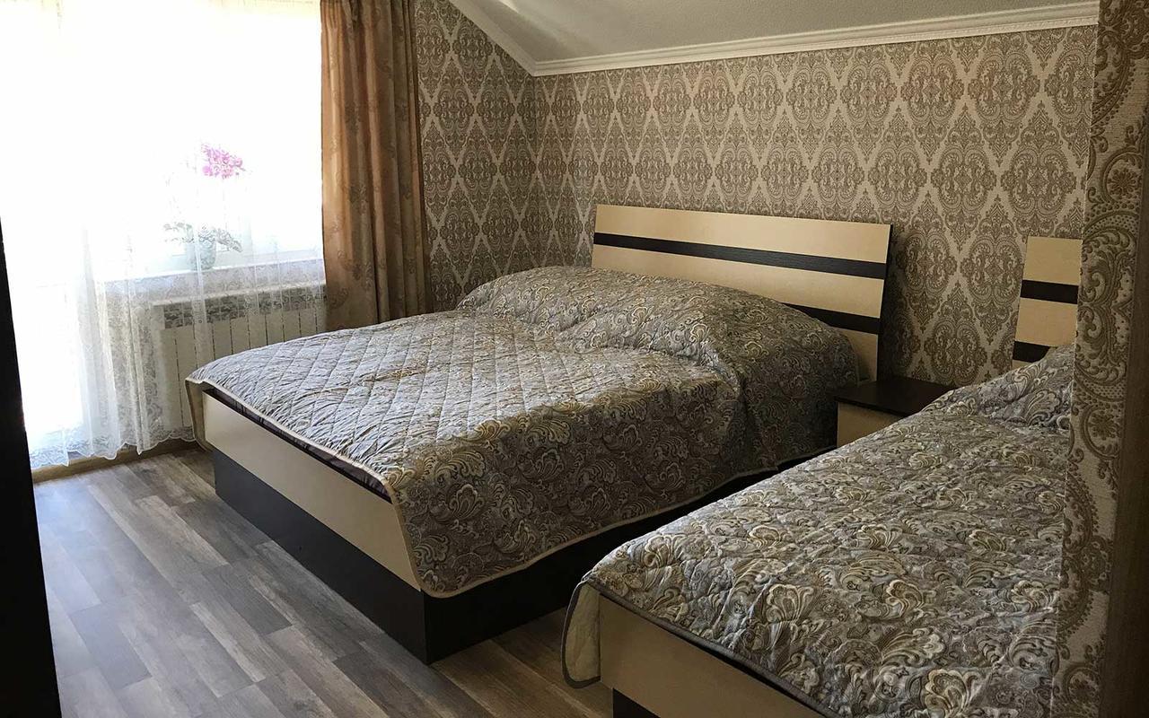 Hotel U Maksa Soločin Exteriér fotografie