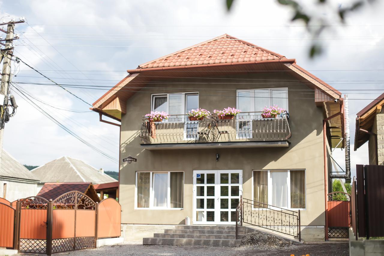 Hotel U Maksa Soločin Exteriér fotografie