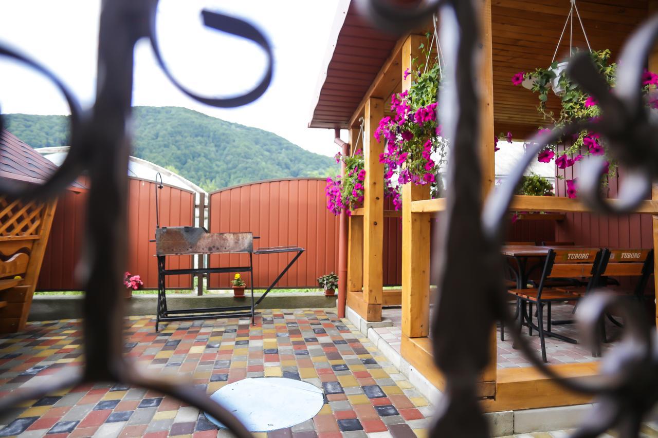 Hotel U Maksa Soločin Exteriér fotografie
