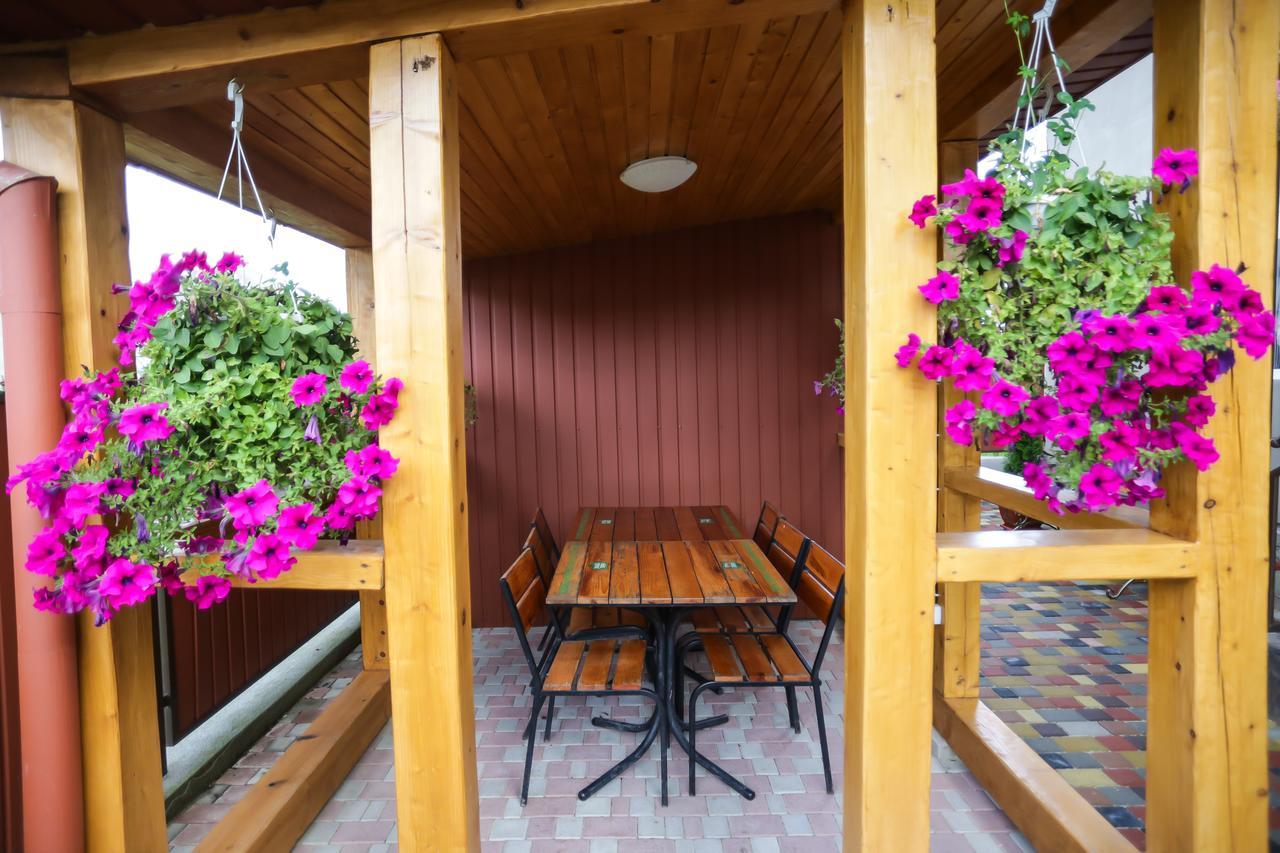 Hotel U Maksa Soločin Exteriér fotografie